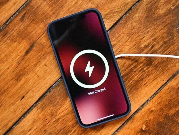 石龙苹果手机维修分享iPhone 12可以随便充电吗 
